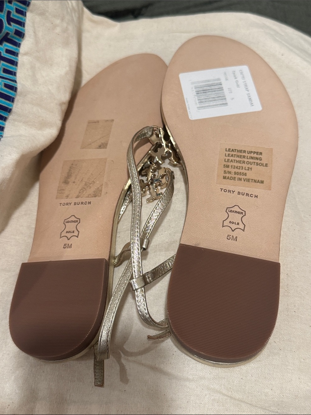 Tory Burch Spark Gold Logo Capri  T-Strap Sandals, 5 - Picture 2 of 4